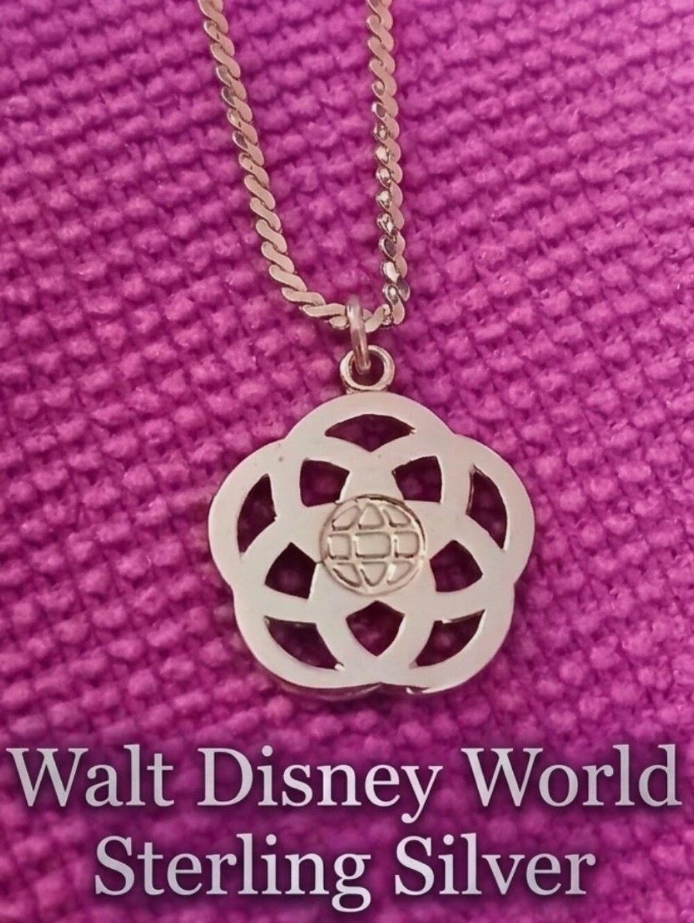 ⭐️ VINTAGE 1980s Disney 🏰 Epcot Center Logo Sterling Silver Necklace